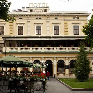 Wien Otel Lviv