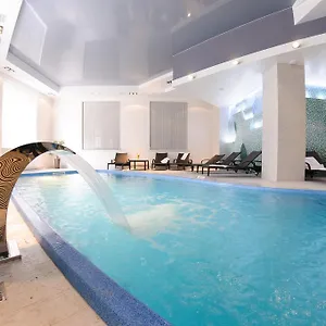 Taurus & Spa Otel Lviv