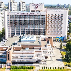 Otel Bratislava, Kiev