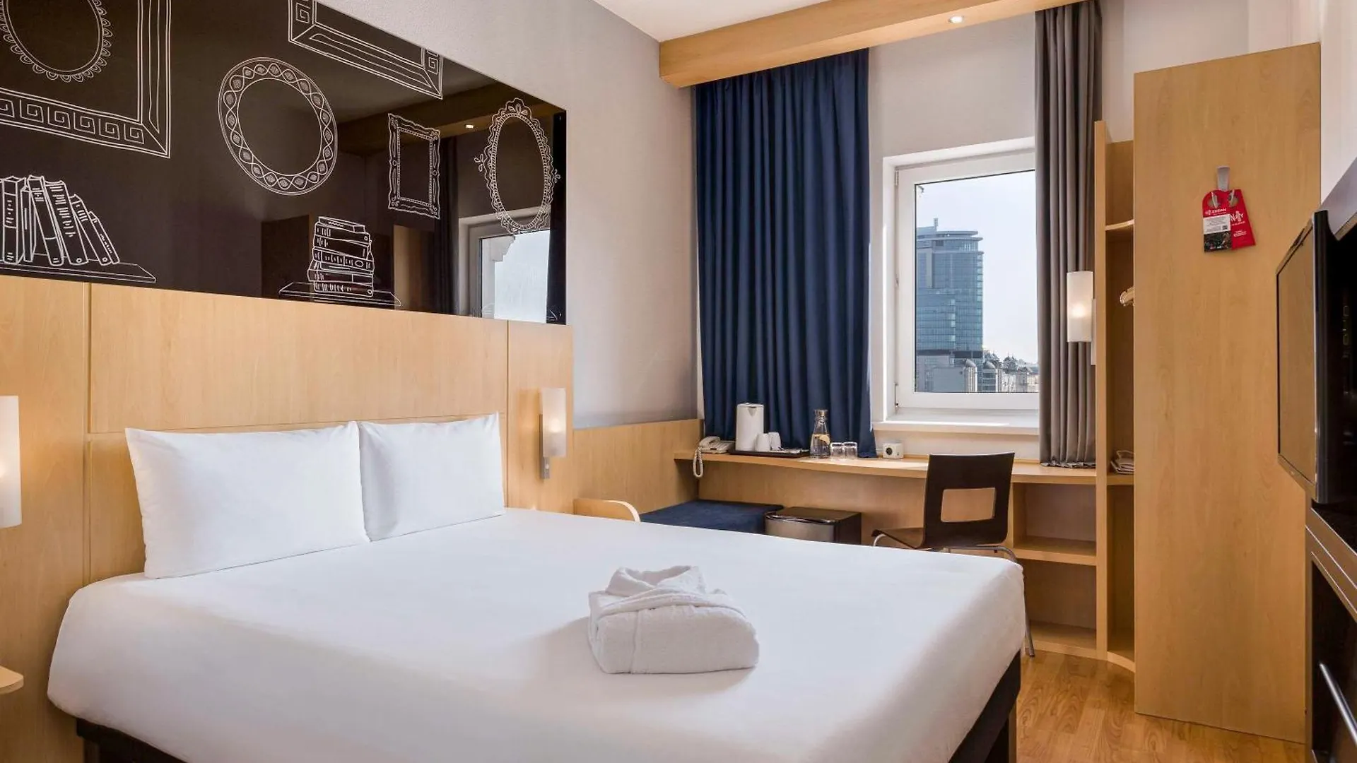 ibis Kiev City Center 3*,  Oekraïne